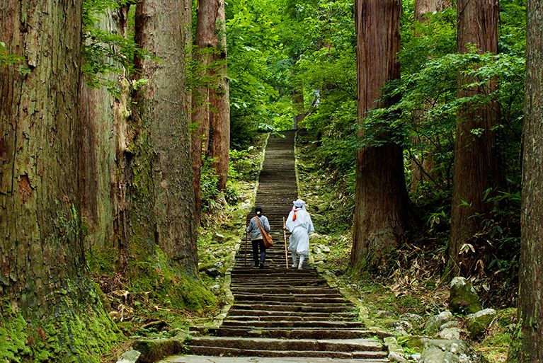 Những công viên quốc gia ở Tohoku: tuyết, núi thiêng và dòng nước tinh khiết